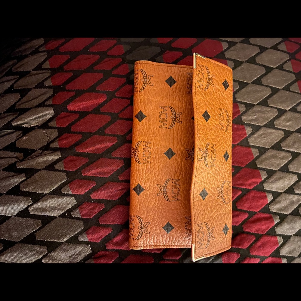 MCM wallet